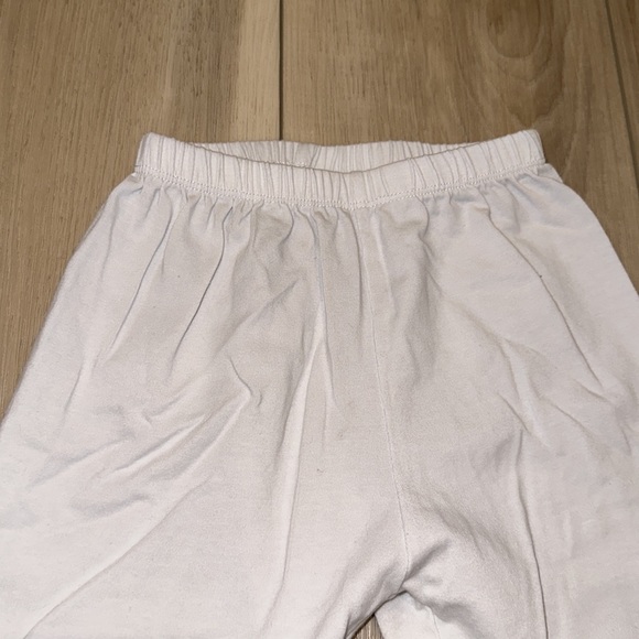 Used Toddler Girls White Boutique Brand Size 2T White Ruffle Shorts Stretch Play - Picture 4 of 7